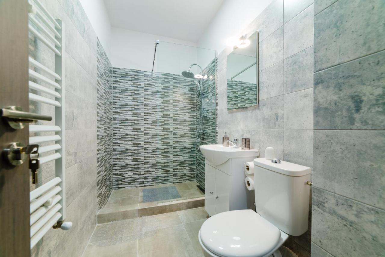 Derya Suites - Mamaia Nord Năvodari Exterior foto